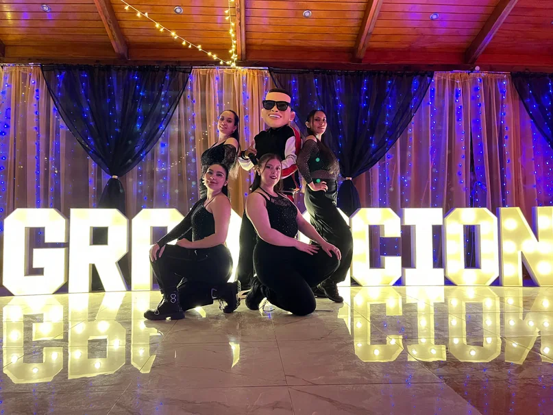 Cabezón show estilo Daddy Yankee de JASH Producciones